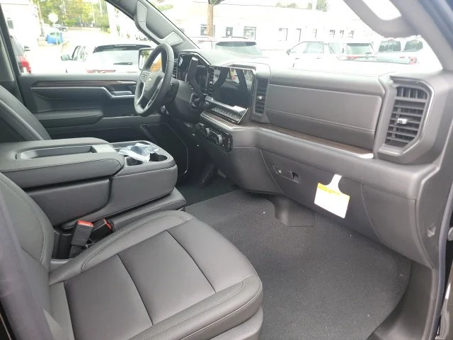 New 2026 Black Chevrolet LT image 22