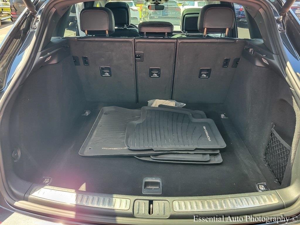 2022 PORSCHE MACAN - Image 18