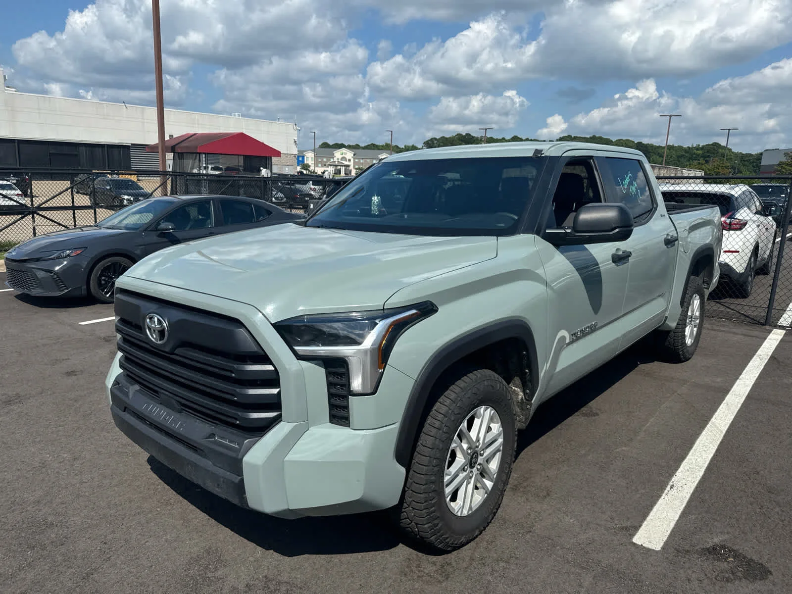 Used 2025 Toyota Tundra SR5 with VIN 5TFLA5DB6SX311655 for sale in Little Rock