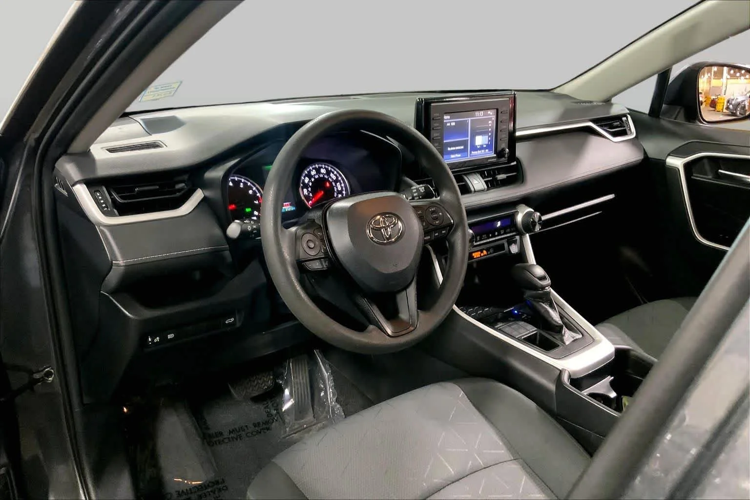 Used 2020 Magnetic Gray Metallic Toyota XLE image 18