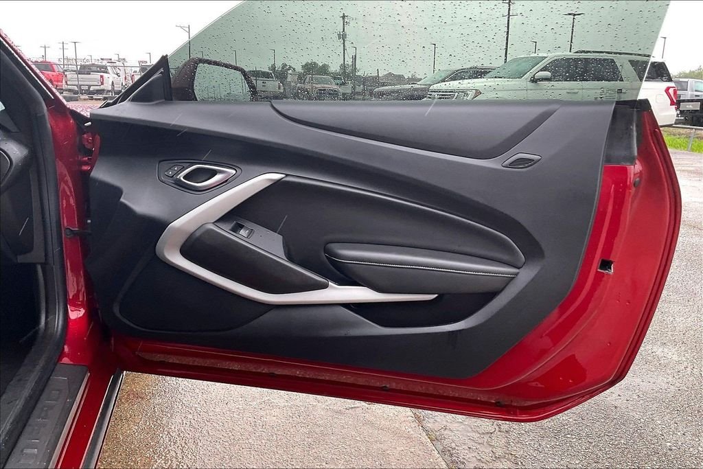 Used 2021 Red Chevrolet 1LT image 27