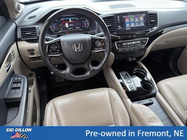 Used 2020 Platinum White Pearl Honda Touring 7-Passenger image 9