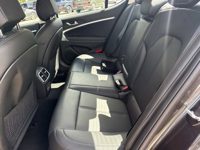 2026 GENESIS G70 Standard - Photo 13