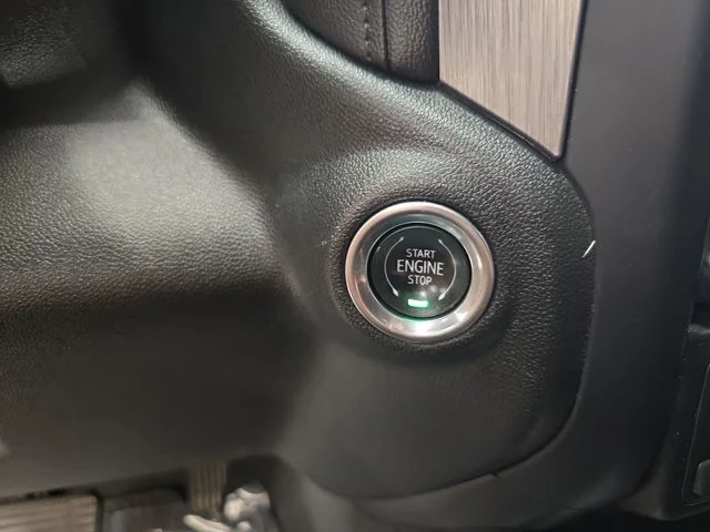 Used 2020 Summit White GMC Denali image 31