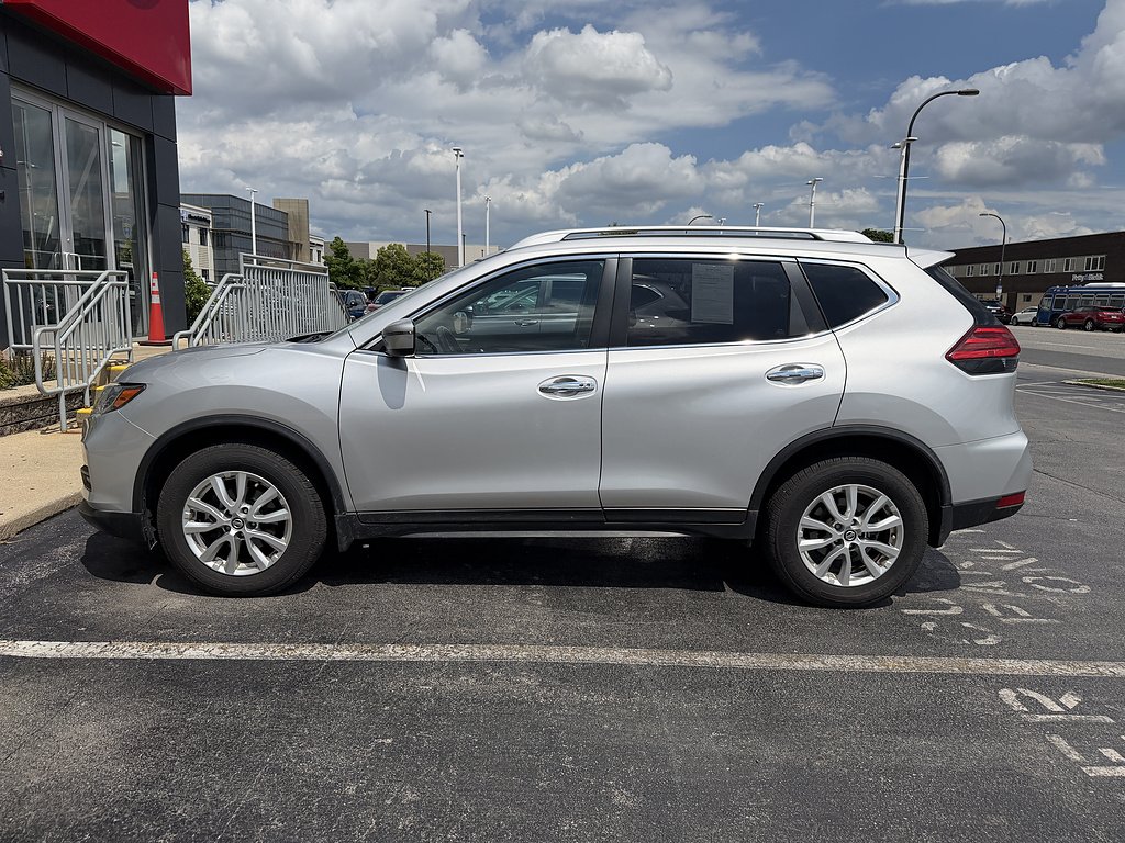 Used 2017 Brilliant Silver Nissan SV image 4