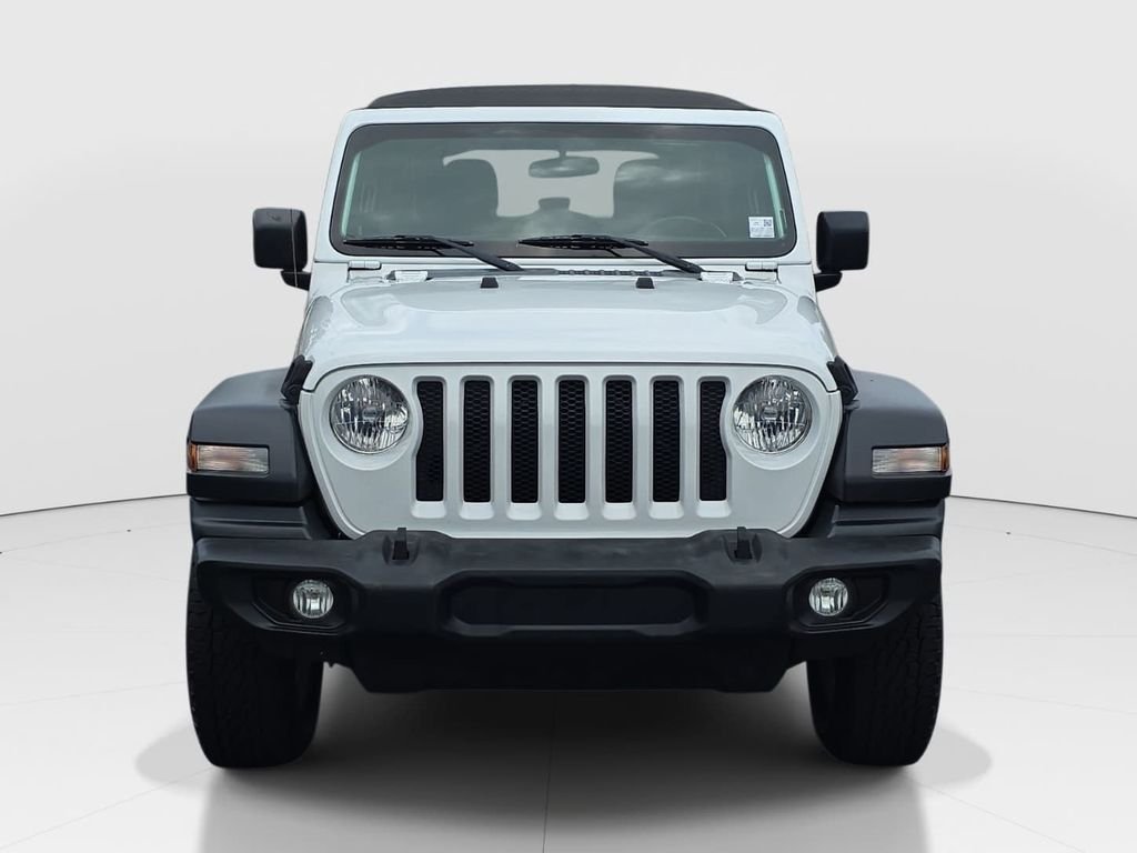 Used 2019 White Jeep Unlimited Sport S image 2