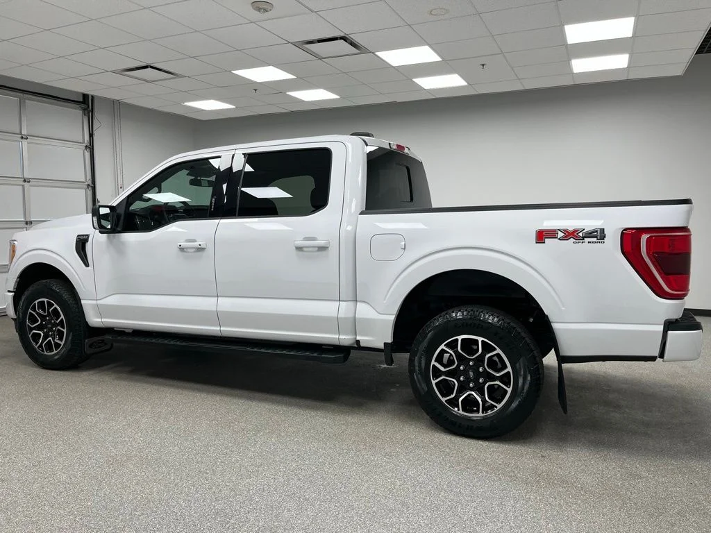 Used 2023 White Ford XLT image 7