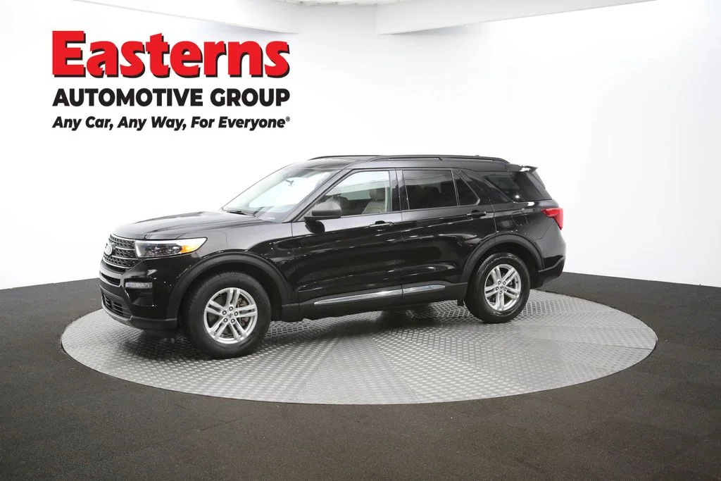 Used 2023 Black Ford XLT image 57