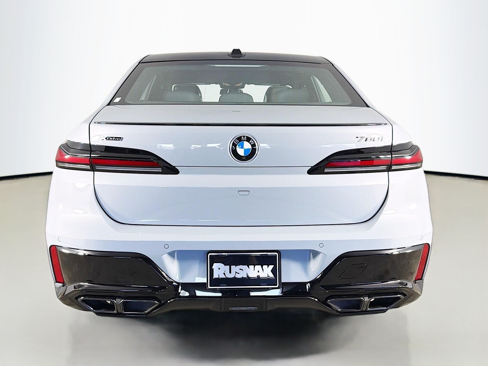 New 2026 Brooklyn Grey Metallic BMW 760i xDrive image 6