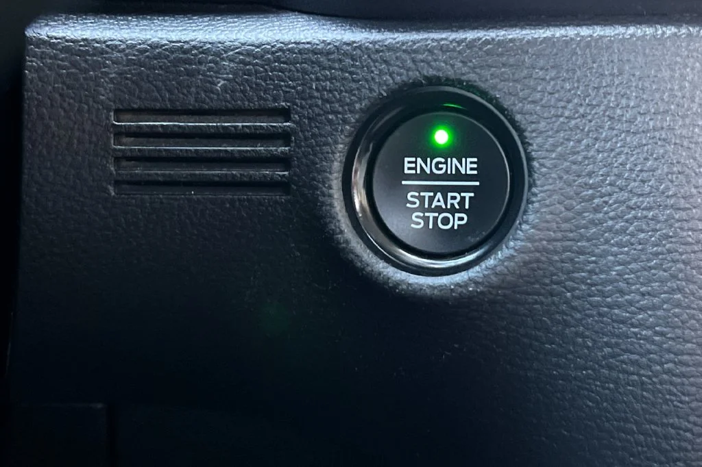 Used 2019 White Ford Lariat image 26