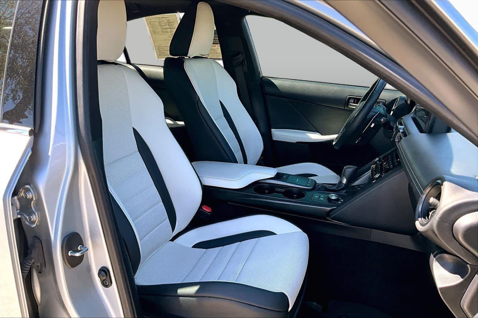 Used 2023 Iridium Lexus F SPORT image 17