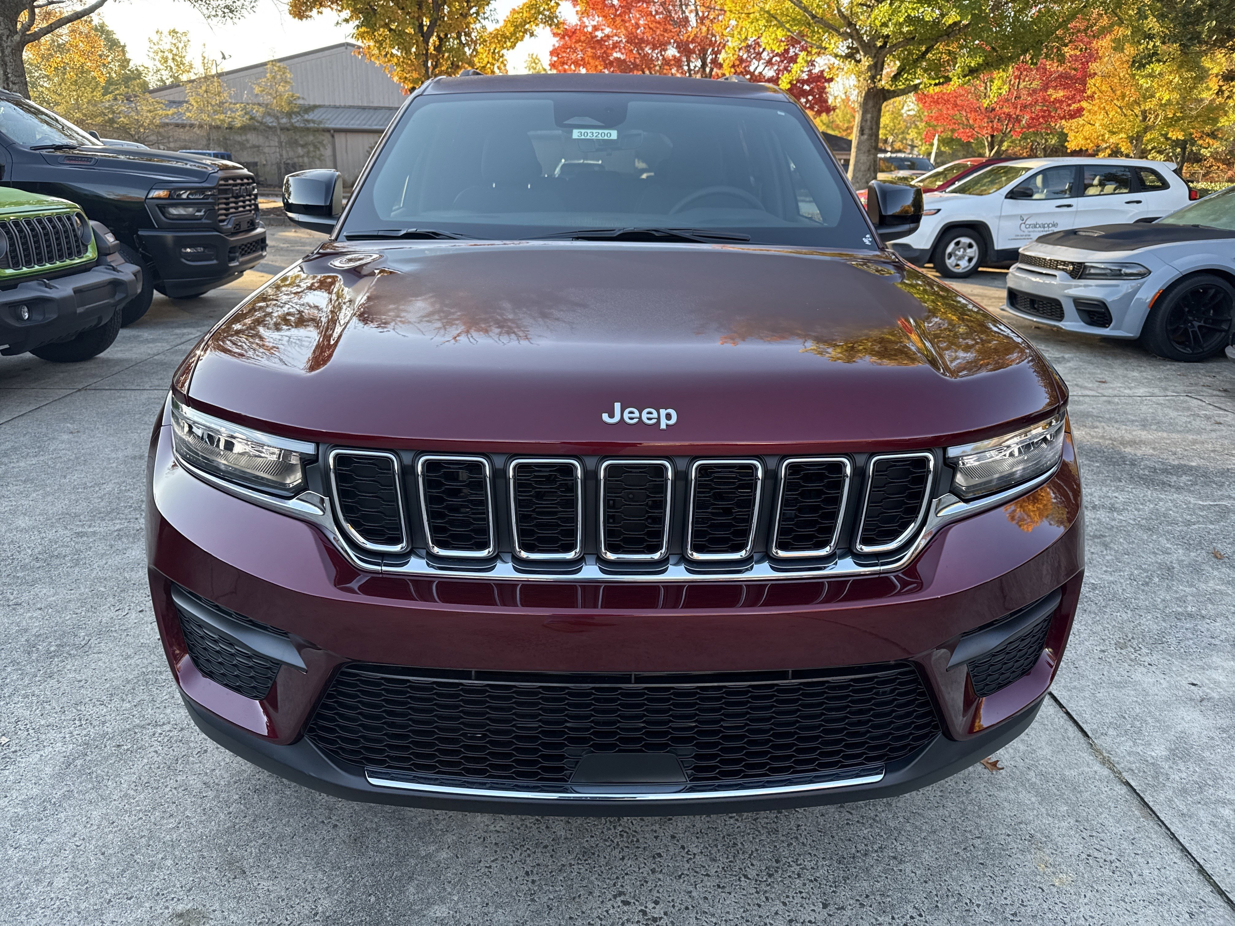 New 2025 Velvet Red Pearlcoat Jeep Laredo image 2