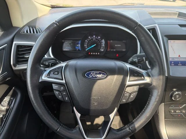Used 2020 Red Ford SEL image 13