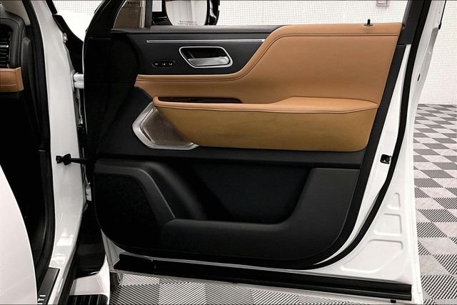 2025 INFINITI QX80 Sensory 4WD - Photo 22