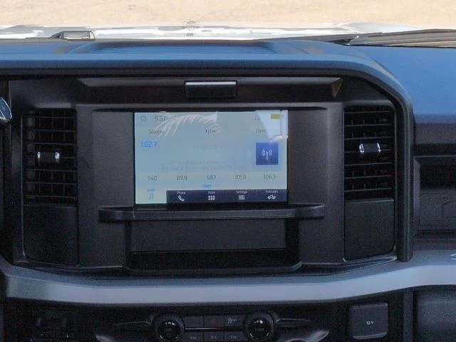 New 2026 Oxford White Ford F-250® XL image 18