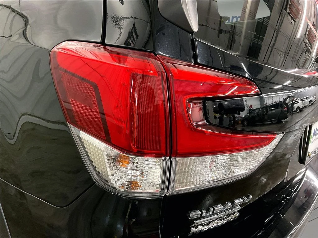 Used 2022 Black Subaru Premium image 34