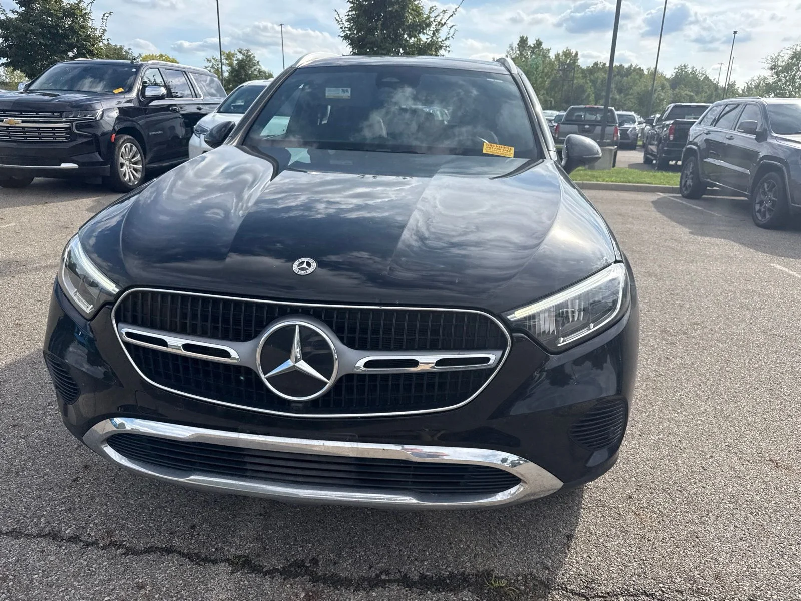 Used 2023  Mercedes-Benz  image 2