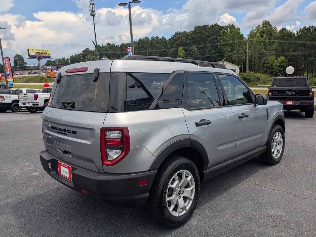 Used 2021  Ford Base image 5