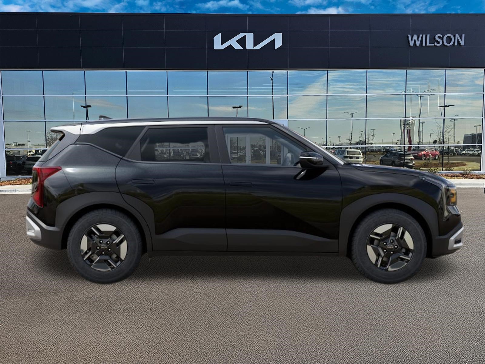 New 2027 Black Kia LX image 7