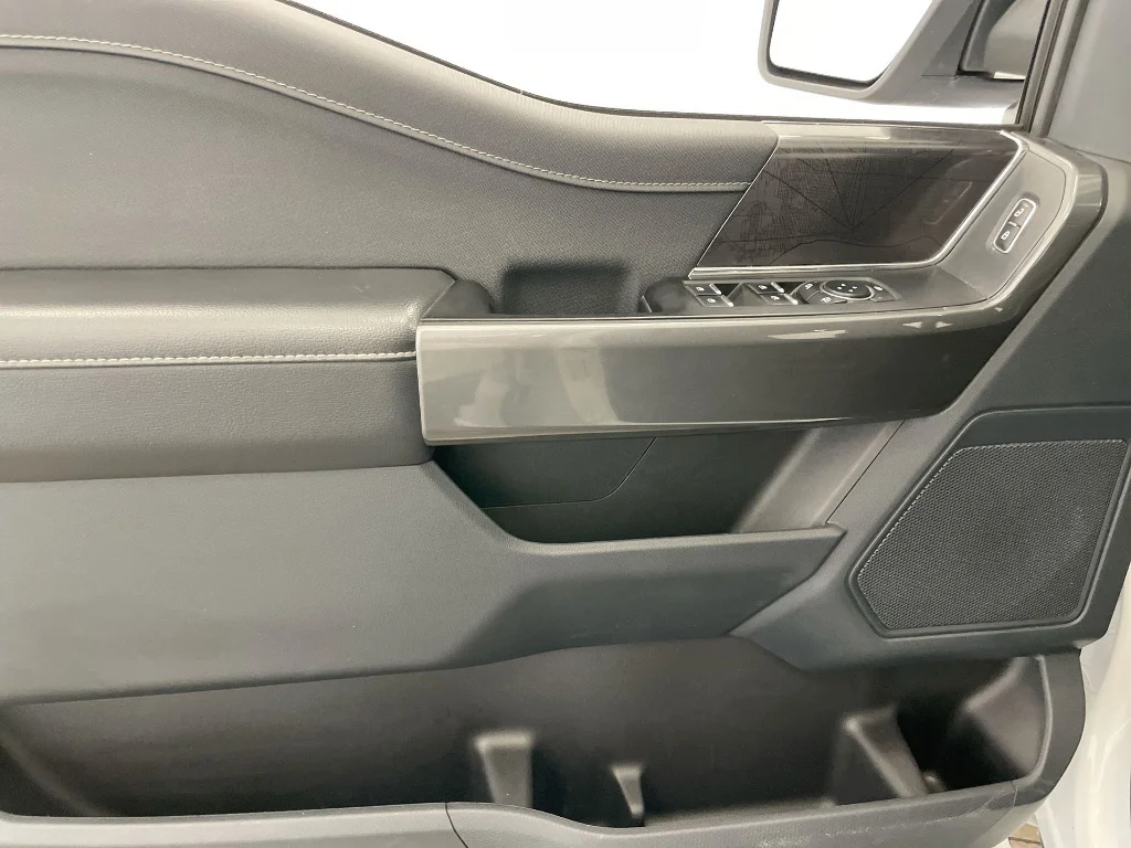 Used 2023 WHITE Ford XLT image 22