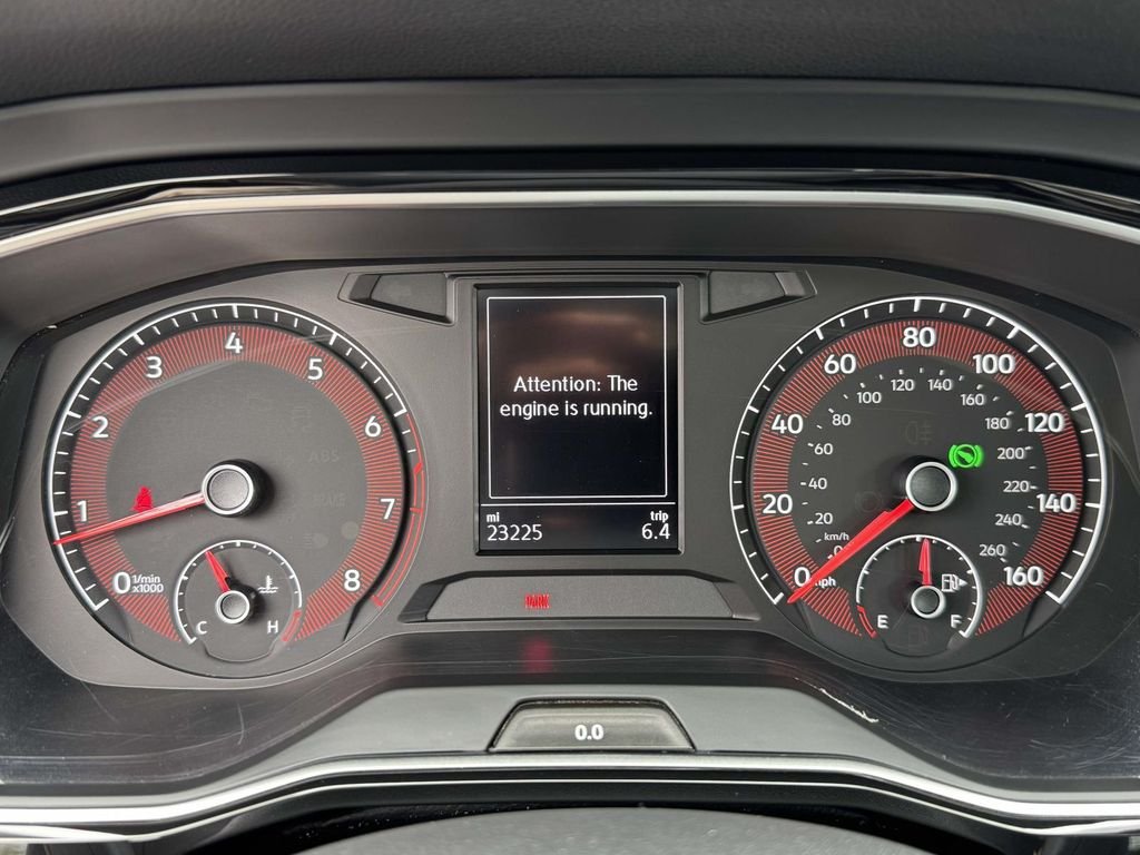 2021 Volkswagen Jetta SE - Photo 24