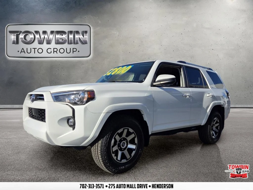 Used 2021 White Toyota SR5 image 1