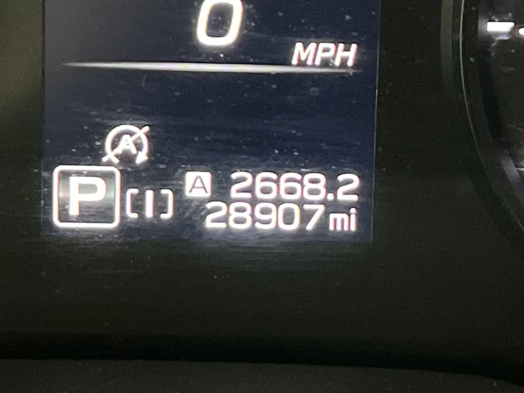 Used 2024 White Subaru Base image 18