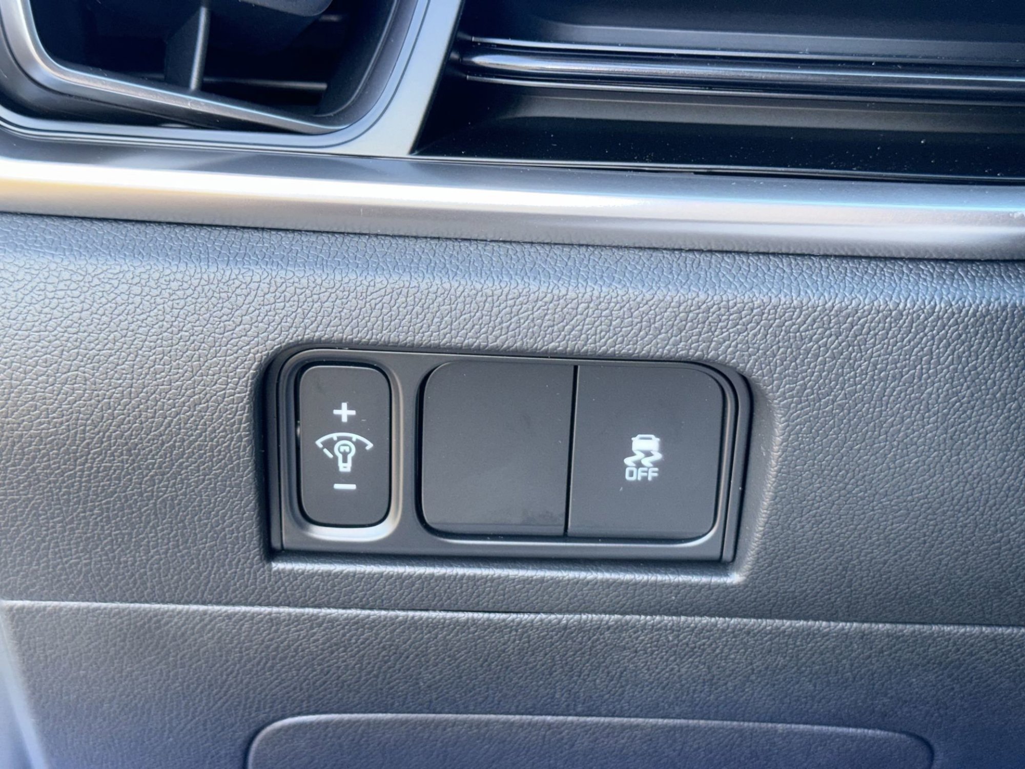 New 2026 Glacial White Pearl Kia S image 23