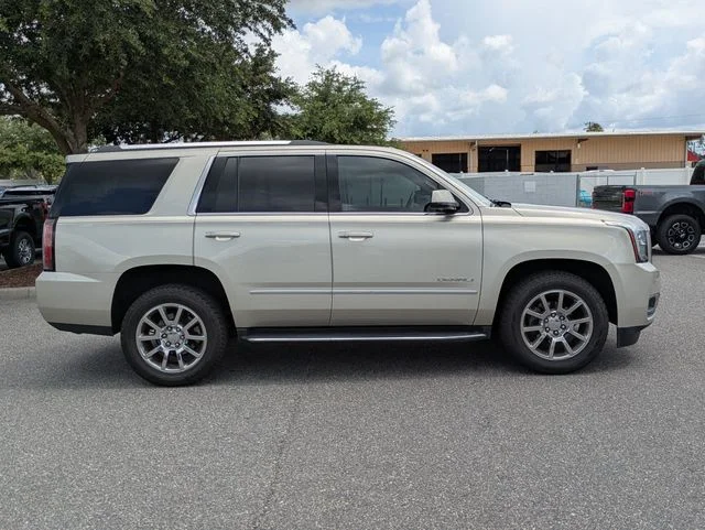 Used 2017 Sparkling Silver Metallic GMC Denali image 2