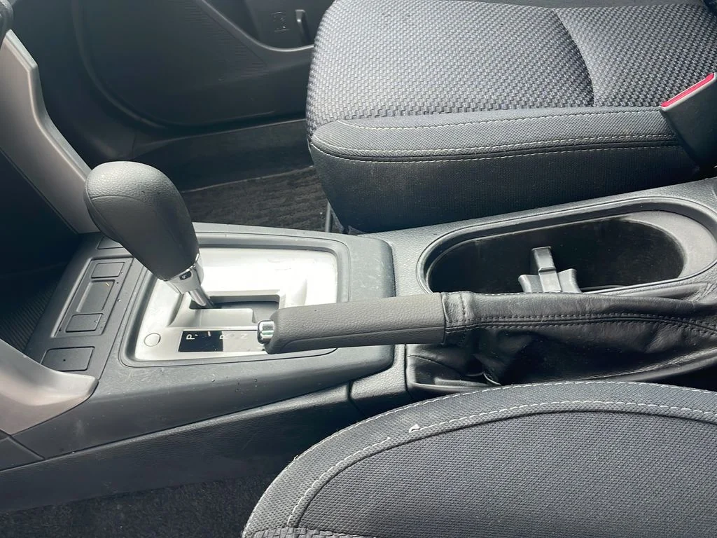 Used 2018 Silver Subaru 2.5i image 21