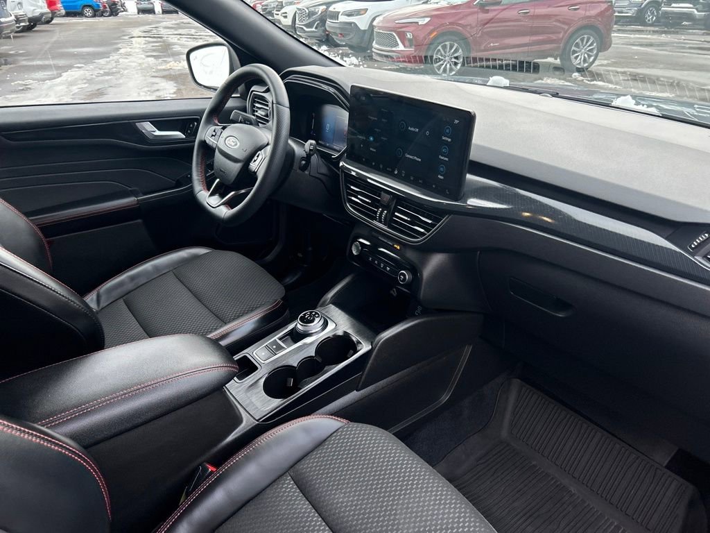 2023 Ford Escape ST-Line - Photo 13