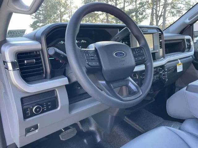 New 2026 Oxford White Ford F-350® XL image 16