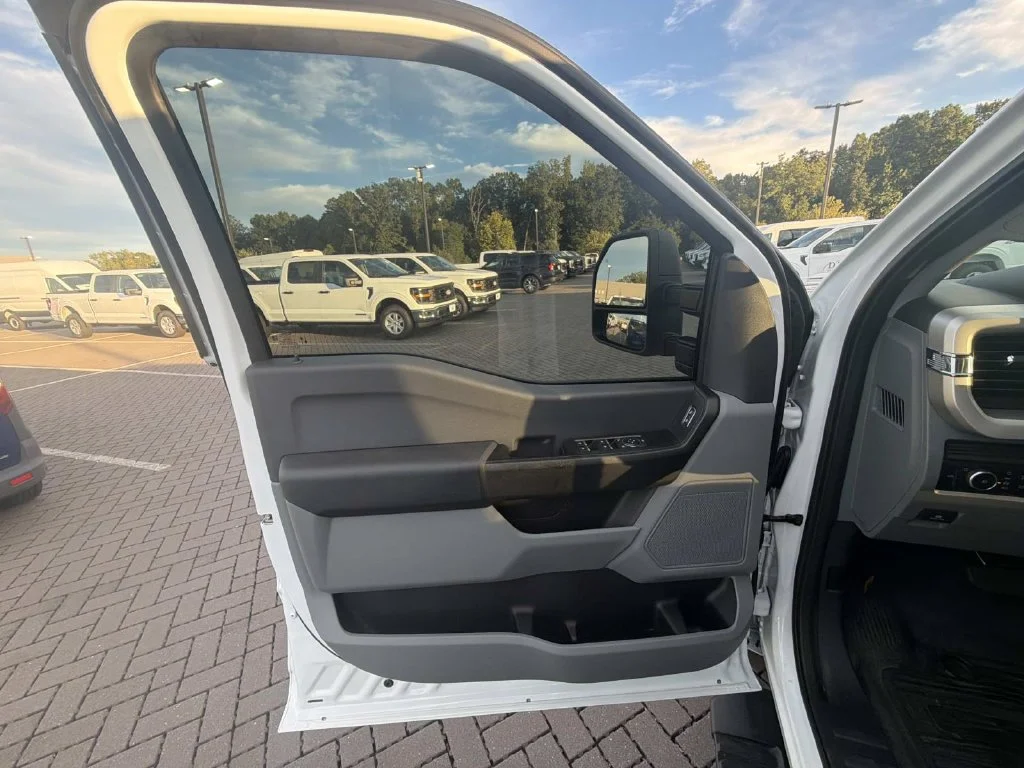 Used 2026 White Ford XL image 14