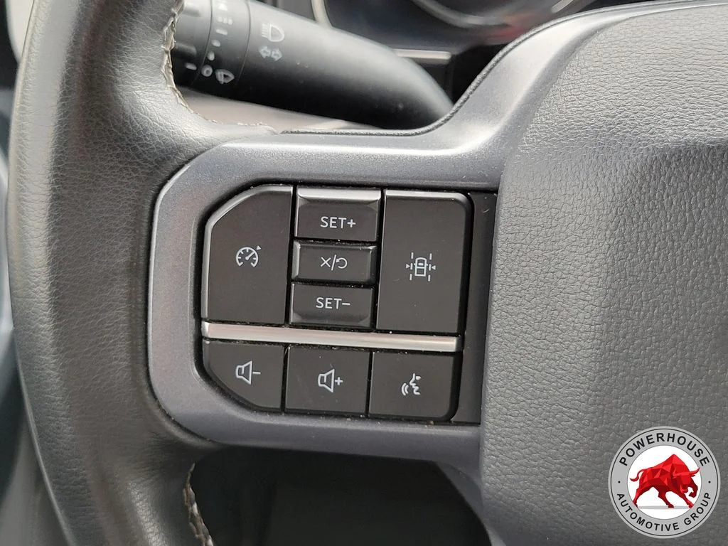 Used 2023 Silver Ford XLT image 29