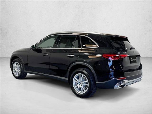 New 2026 Obsidian Black Metallic Mercedes-Benz GLC 300 image 37