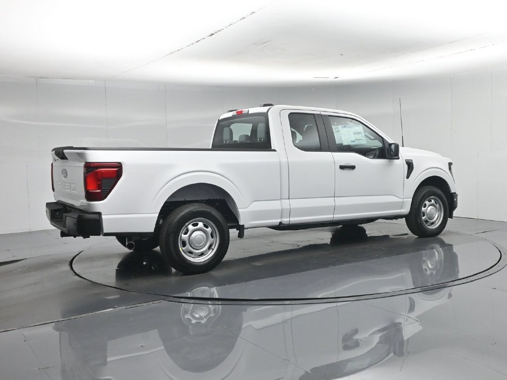 New 2026 Oxford White Ford XL image 26