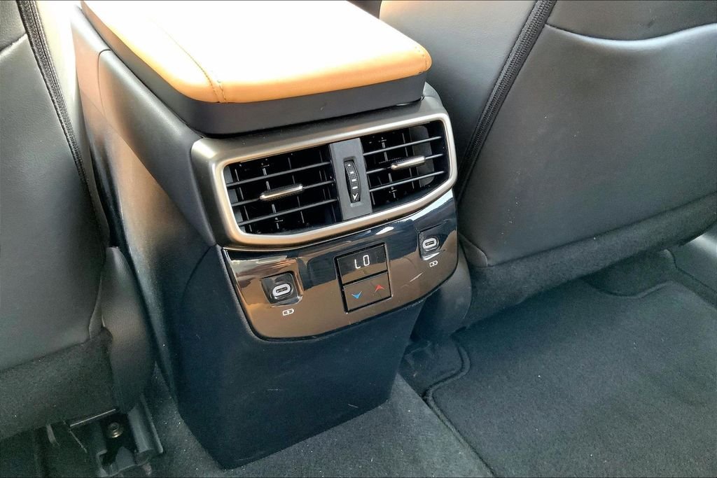 Used 2024 White Lexus 350 Premium image 10