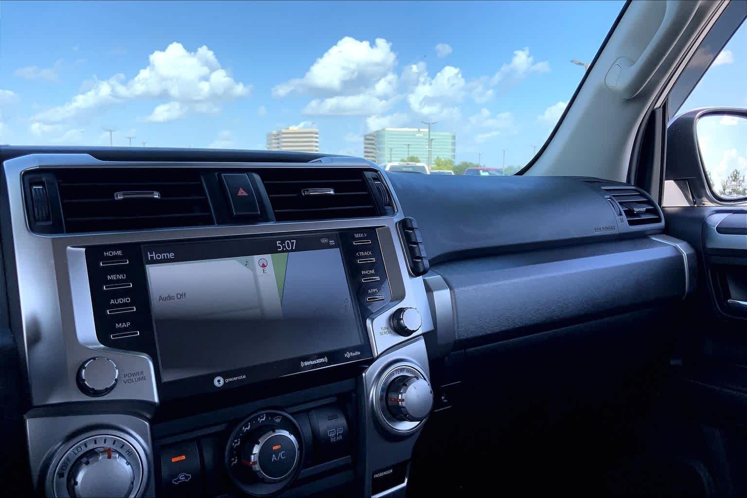Used 2022 Classic Silver Metallic Toyota SR5 Premium image 35