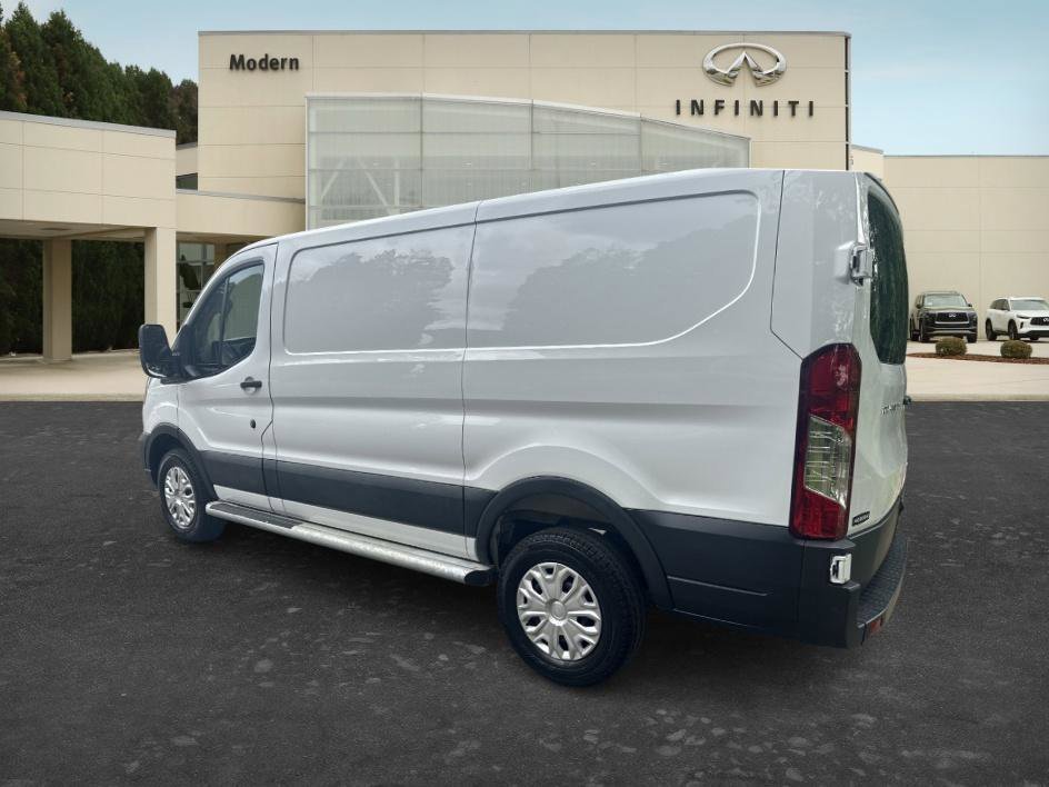 Used 2025 Oxford White Ford Base image 6