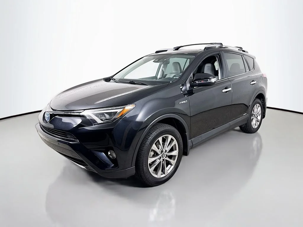 Used 2016 Black Sand Pearl Toyota Limited image 3