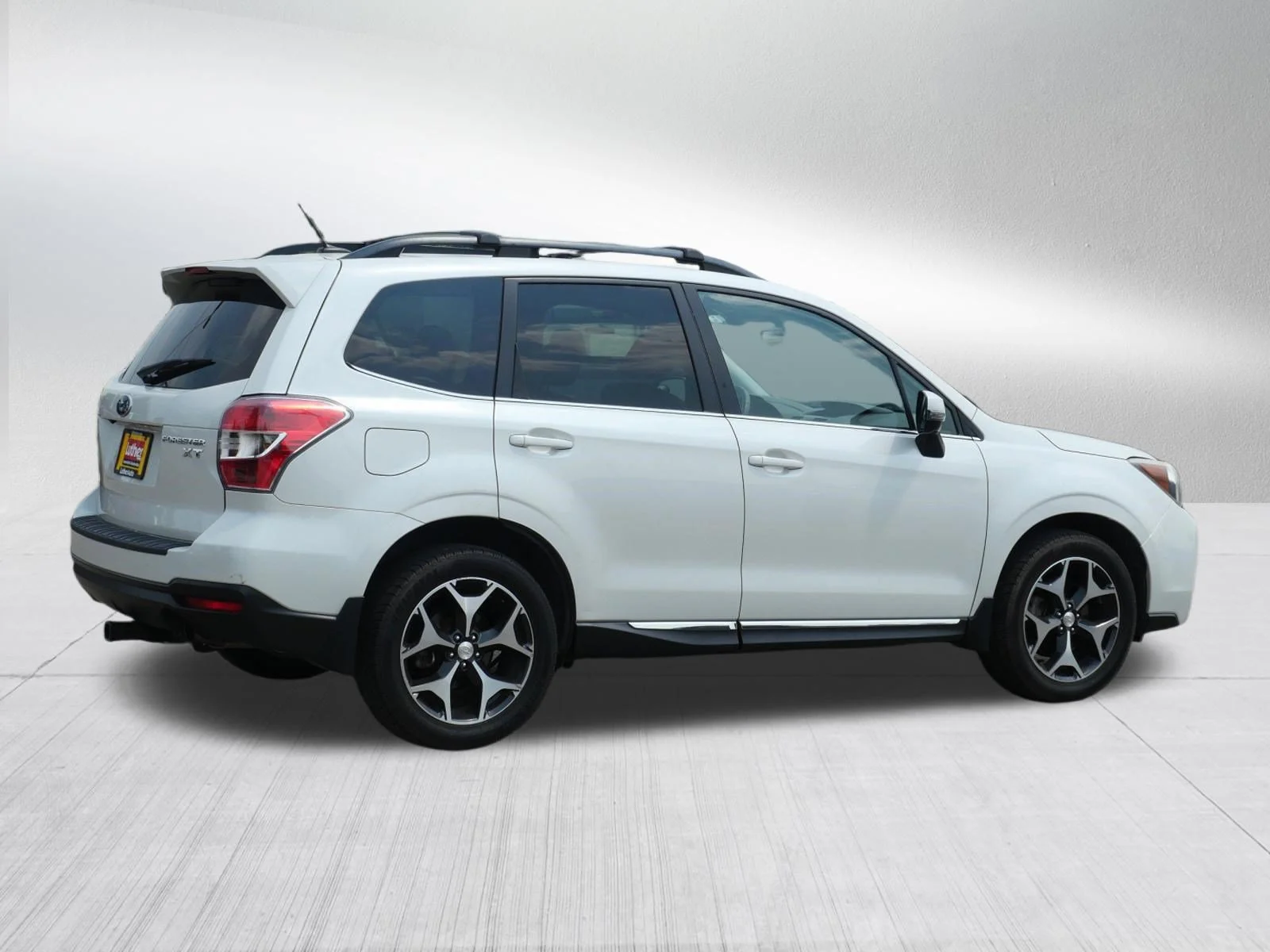 Used 2015 Satin White Pearl Subaru 2.0XT Touring image 7