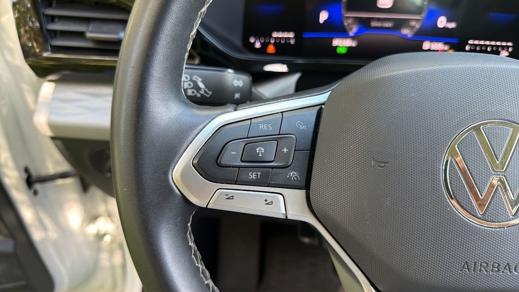 Used 2024 White Volkswagen 1.5T S image 22