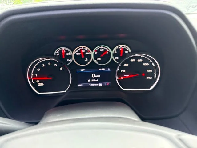 Used 2021 Red Chevrolet LT image 38