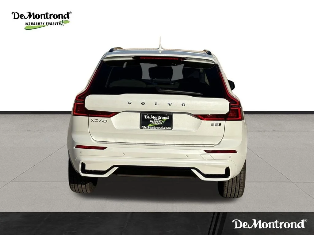 New 2026 Crystal White Volvo Ultra image 6
