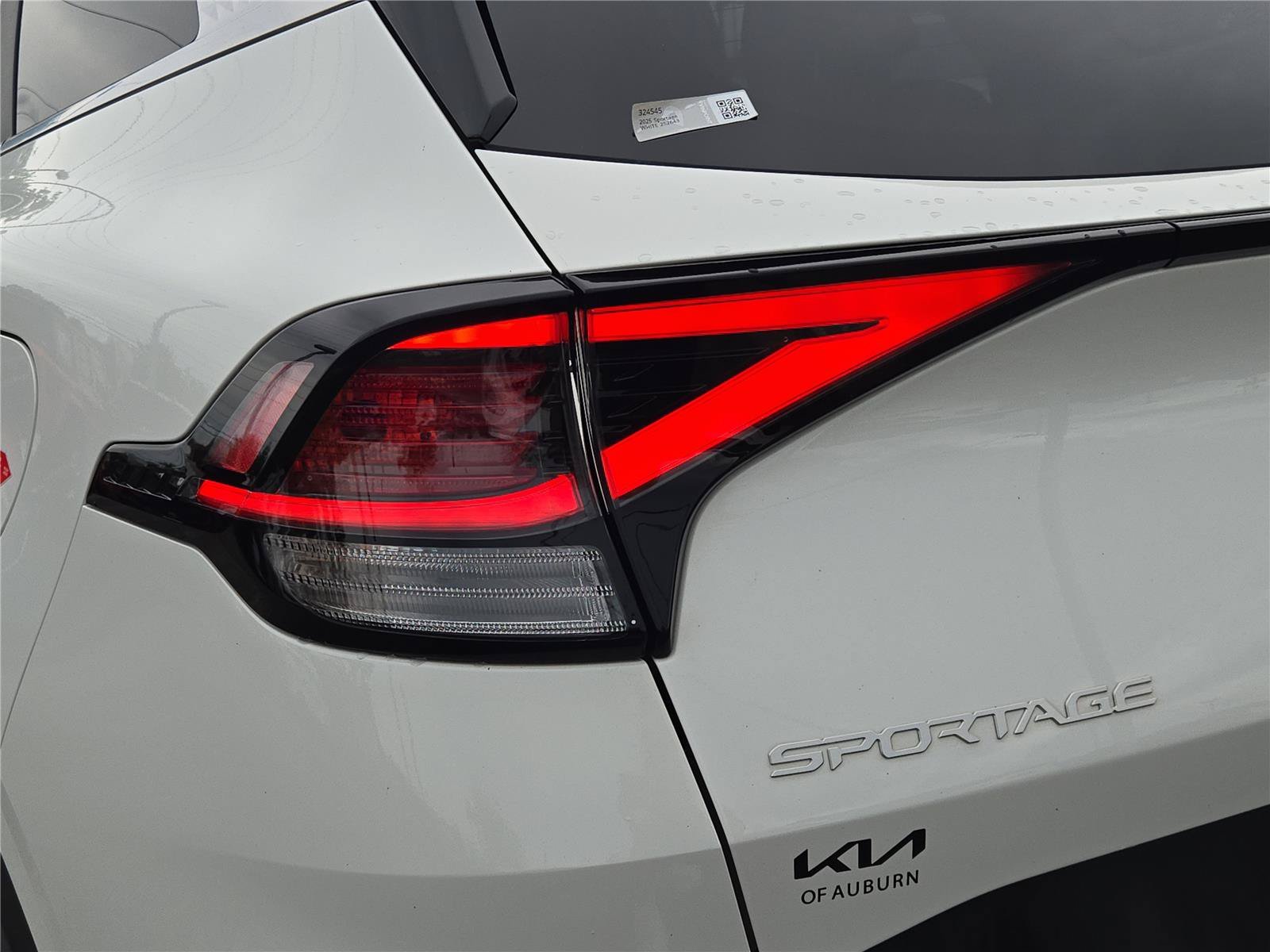 Used 2025 Snow White Pearl Kia EX image 10