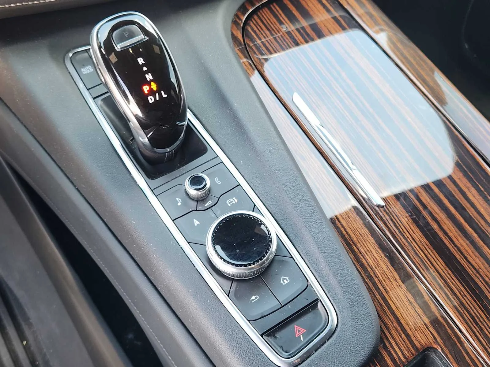 Used 2021 Sandstone Metallic Cadillac Premium Luxury image 19