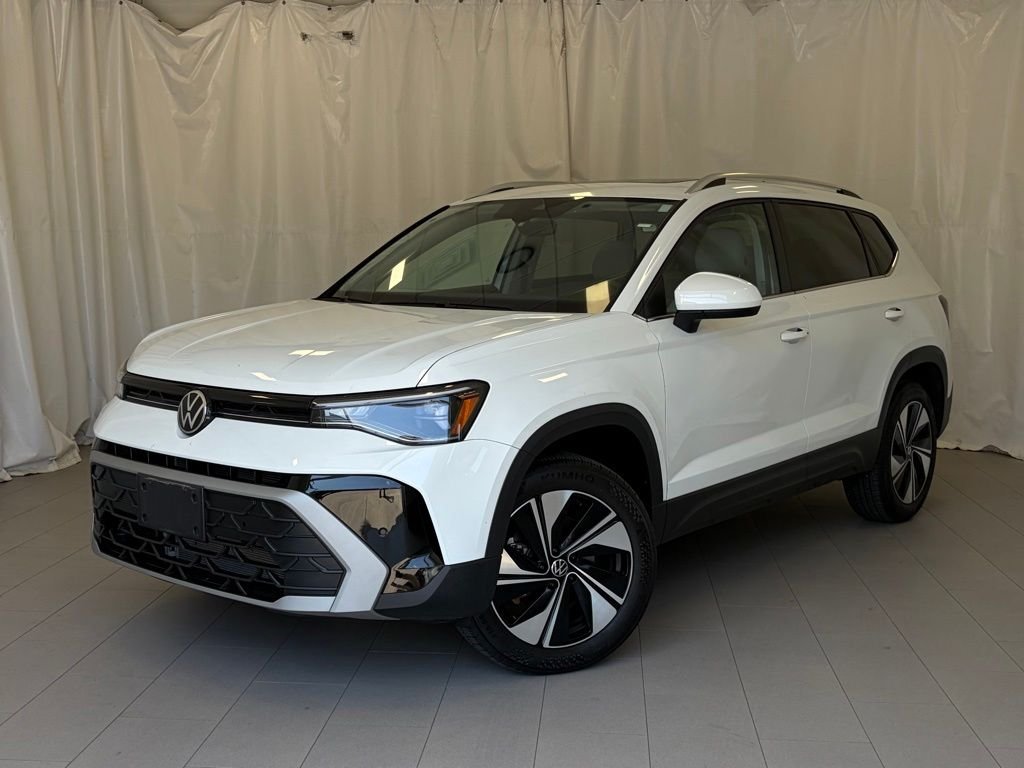 2025 Volkswagen Taos 1.5T SE 4Motion's photo