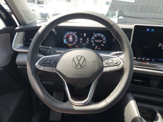 New 2026 Black Volkswagen S image 25
