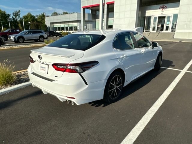 Used 2024 White Toyota SE image 5