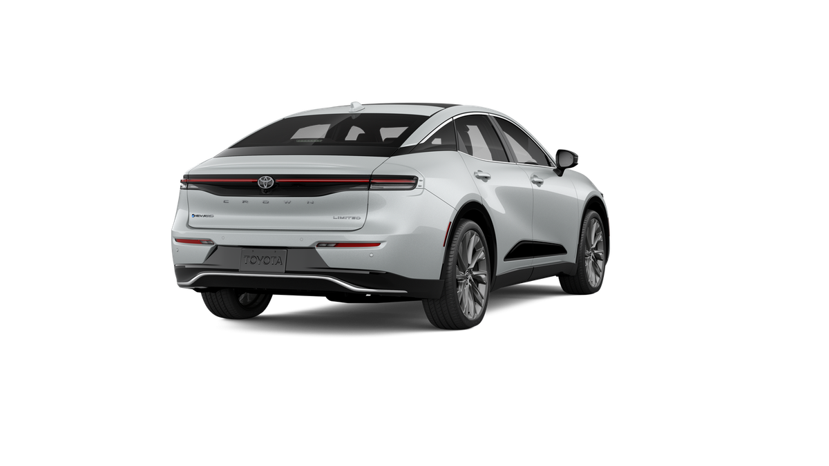 New 2027 Oxygen White Toyota Limited image 9